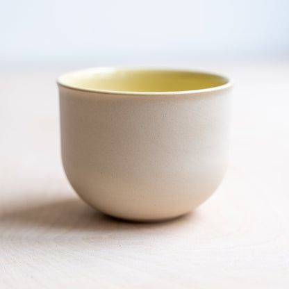 OCHA Gelb Keramiktasse für Matcha Tee Chai und ruhige Teerituale zuhause