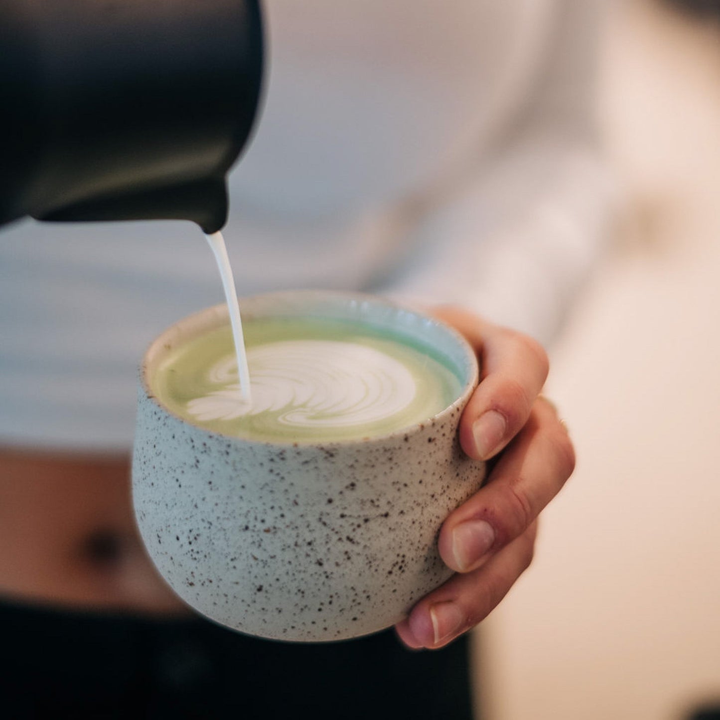 OCHA Teetasse mit natürlicher Spots-Oberfläche