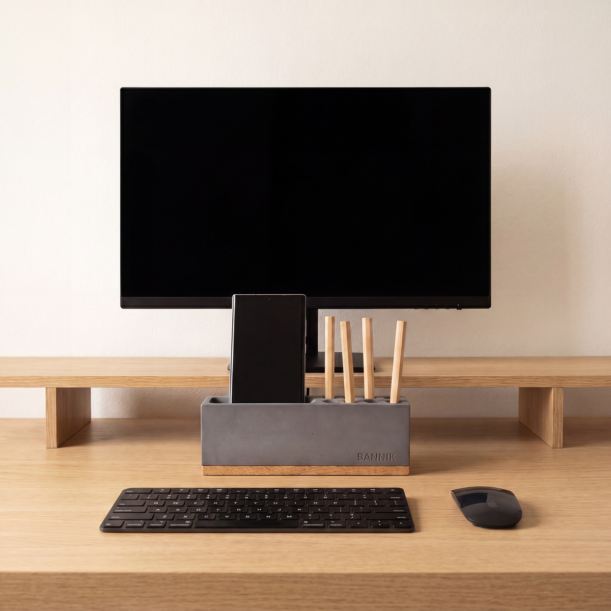 Bannik Design Sandvika – Schreibtisch-Organizer aus Beton und Eichenholz, Produktansicht 7