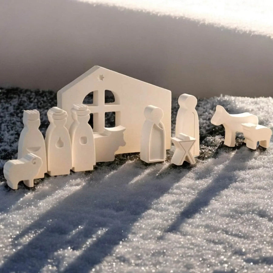 Kleine Weihnachtskrippe von SteinKunstWerk für stilvolle Wohnatmosphäre und bewusste Momente